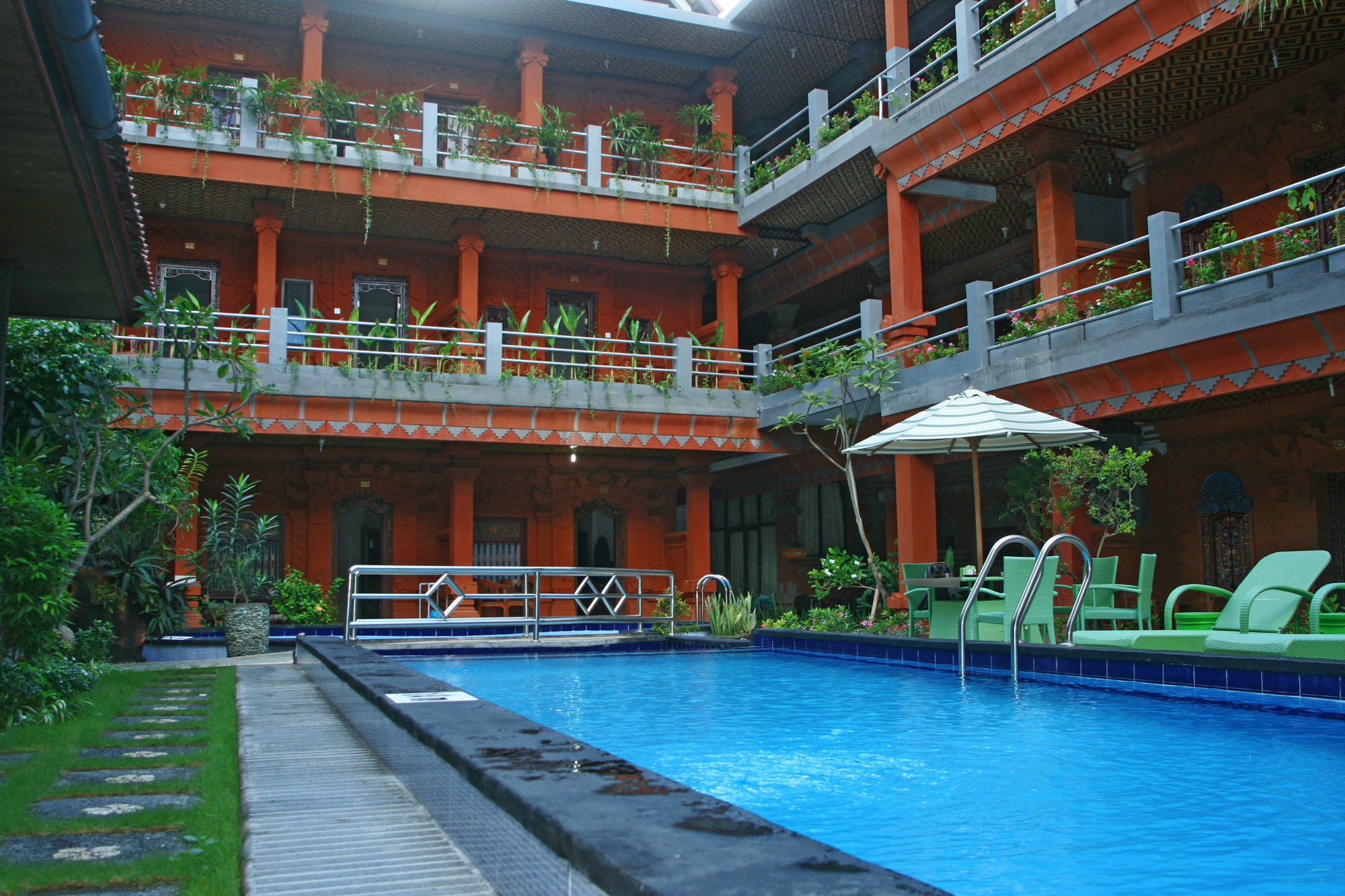 Hotel Lumbung Sari Legian Eksteriør billede